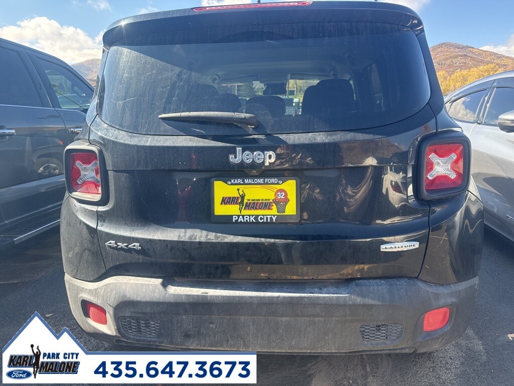 2016 Jeep Renegade Latitude photo 3