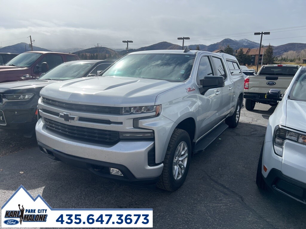 2021 Chevrolet Silverado 1500 RST photo 3