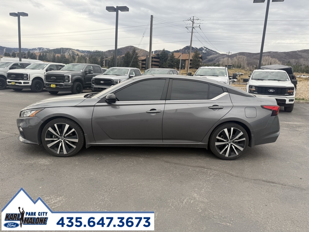 Used 2022 Nissan Altima 2.5 SR Sedan