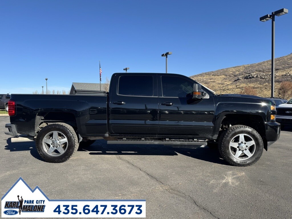2018 Chevrolet Silverado 2500HD LTZ photo 2