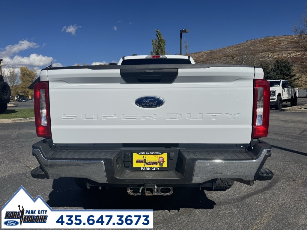 Used 2023 Ford F-350  Truck Crew Cab