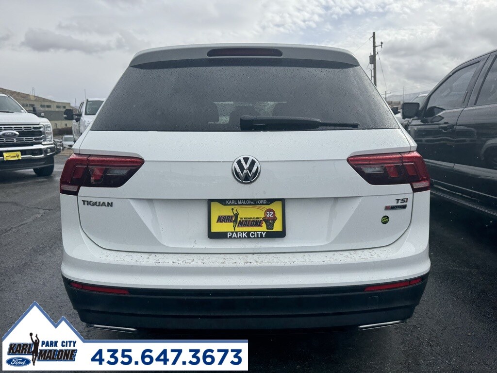2018 Volkswagen Tiguan S photo 2