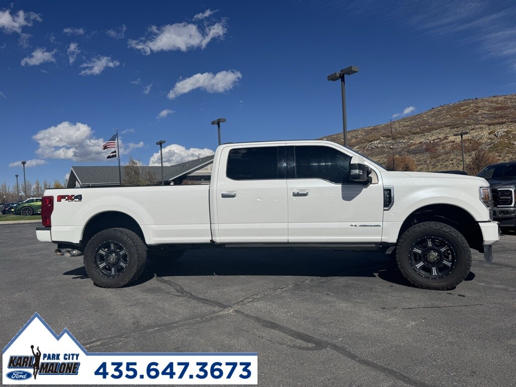 2022 Ford F-350 photo 2