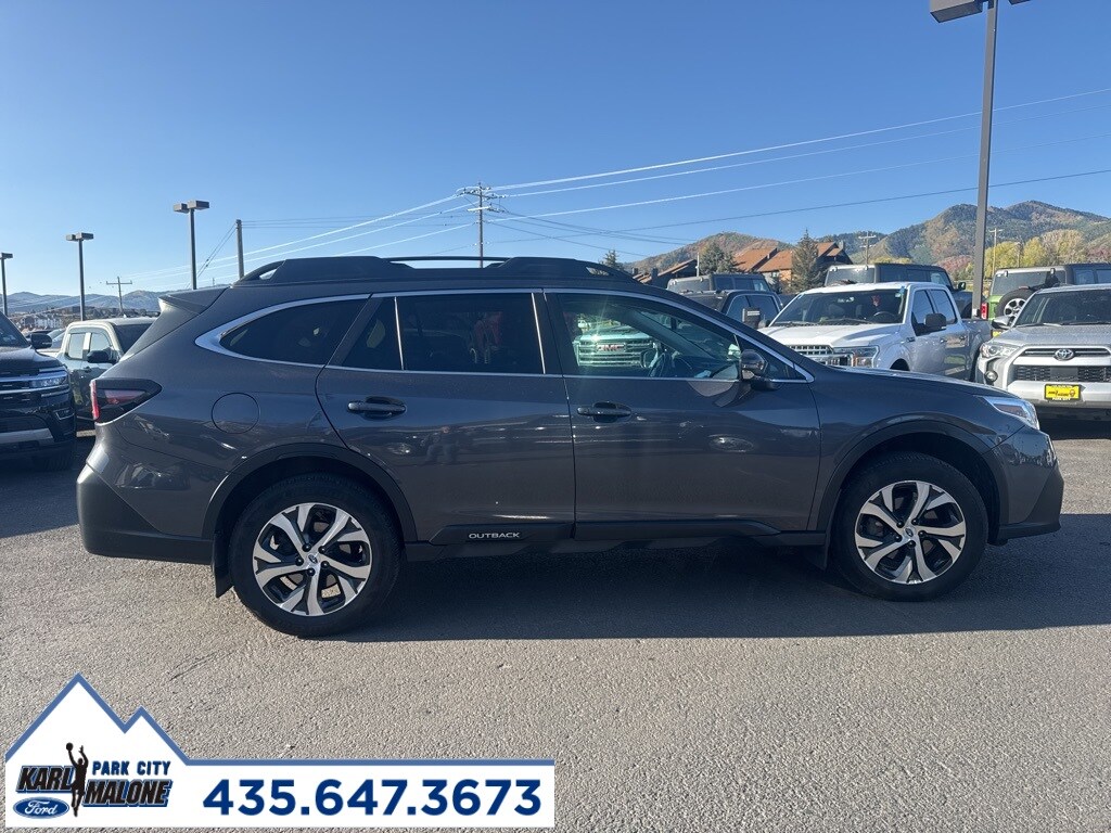2022 Subaru Outback Limited photo 2
