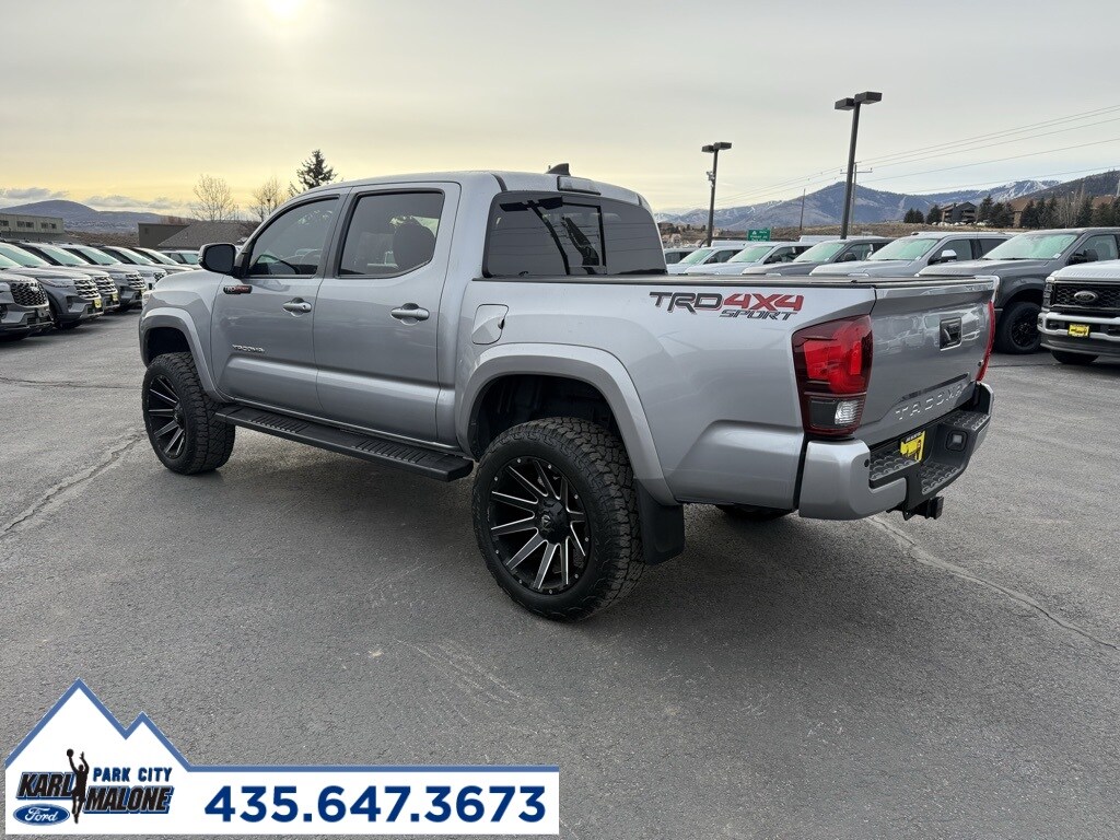 2019 Toyota Tacoma TRD Sport V6 photo 4