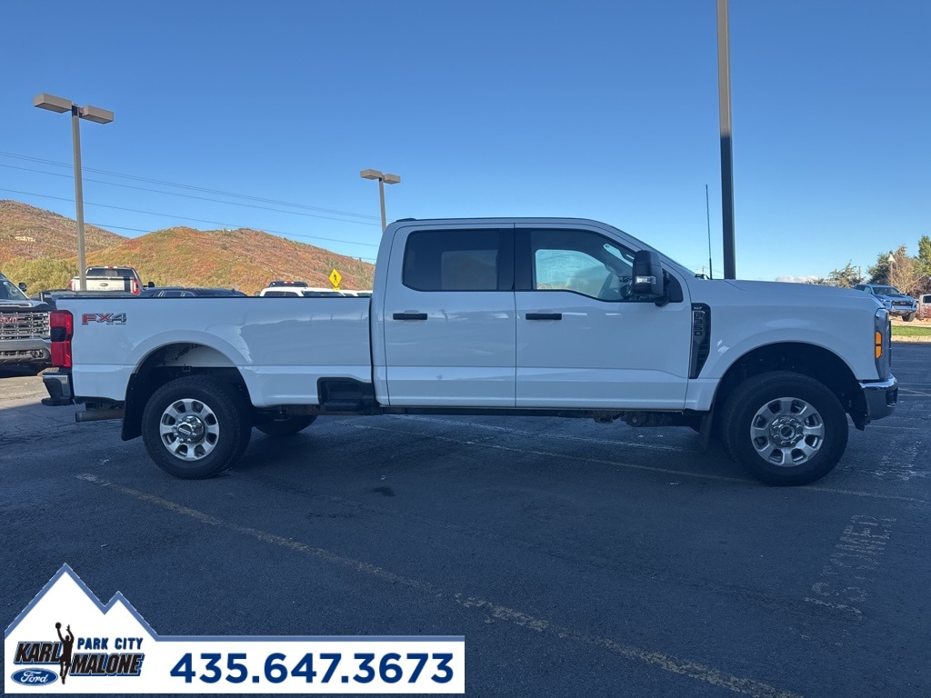 Used 2023 Ford F-350  Truck Crew Cab