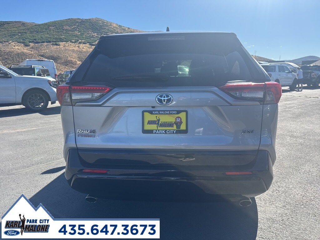 2022 Toyota RAV4 Prime XSE photo 4