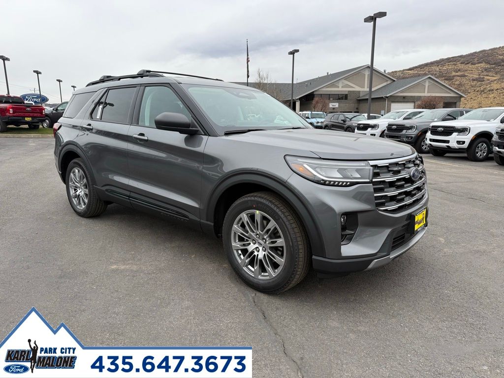 2026 Ford Explorer Active 4WD's photo