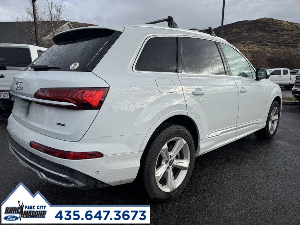 2022 Audi Q7 55 Premium photo 3