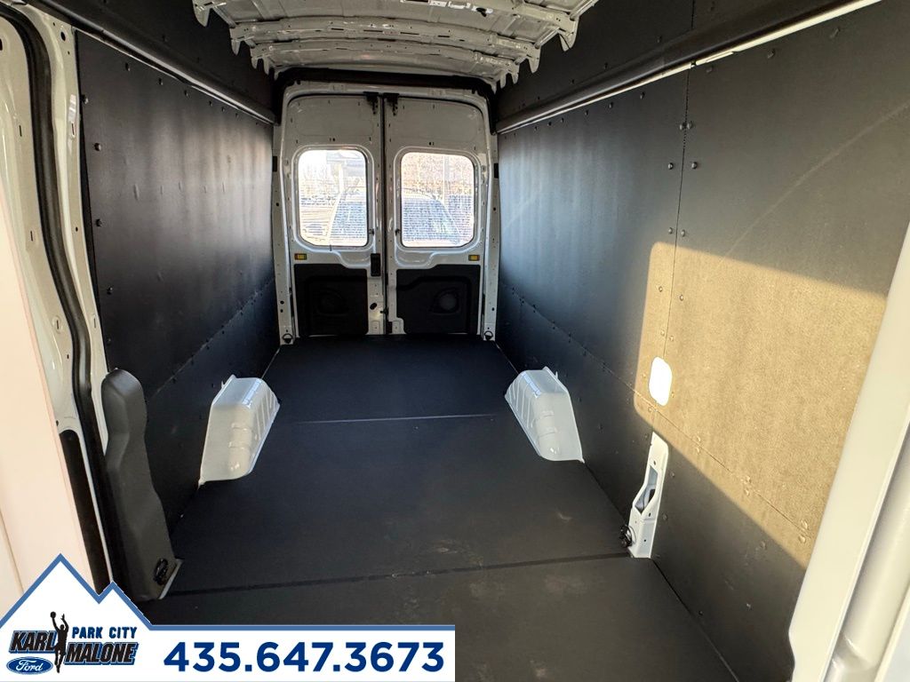 2026 Ford Transit Van Base - Photo 11