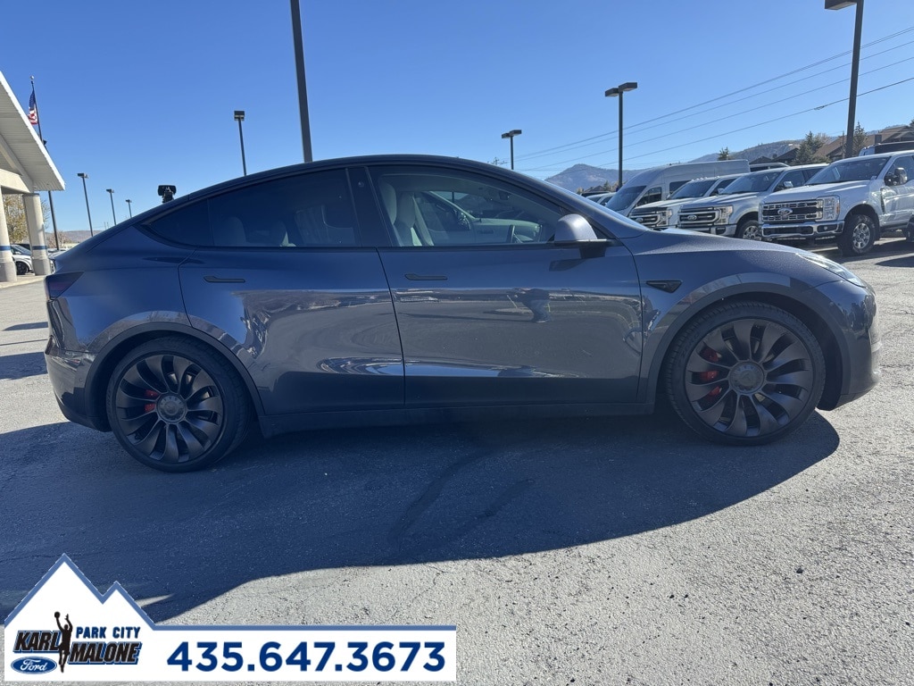 Used 2022 Tesla Model Y Performance with VIN 7SAYGDEF8NF392207 for sale in Northfield, Minnesota