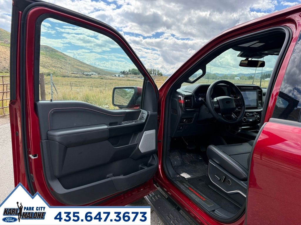 2026 Ford F-150 Raptor - Photo 11
