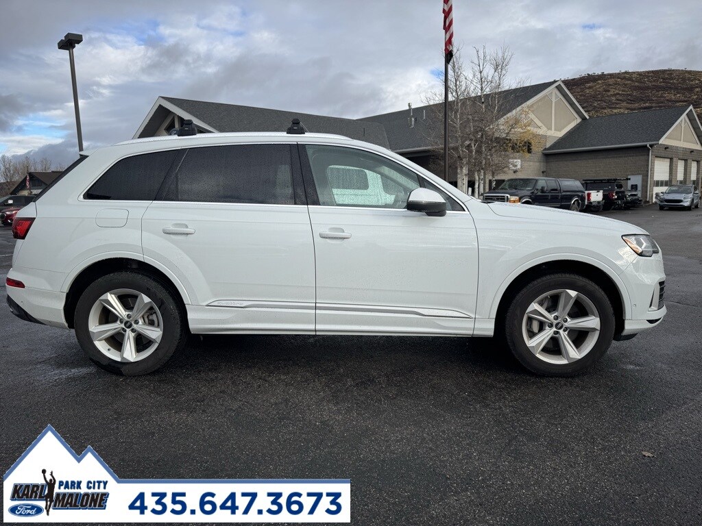 2022 Audi Q7 55 Premium photo 2