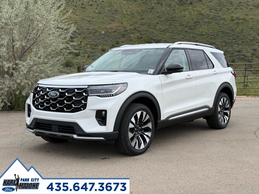 2026 Ford Explorer Platinum 4WD's photo