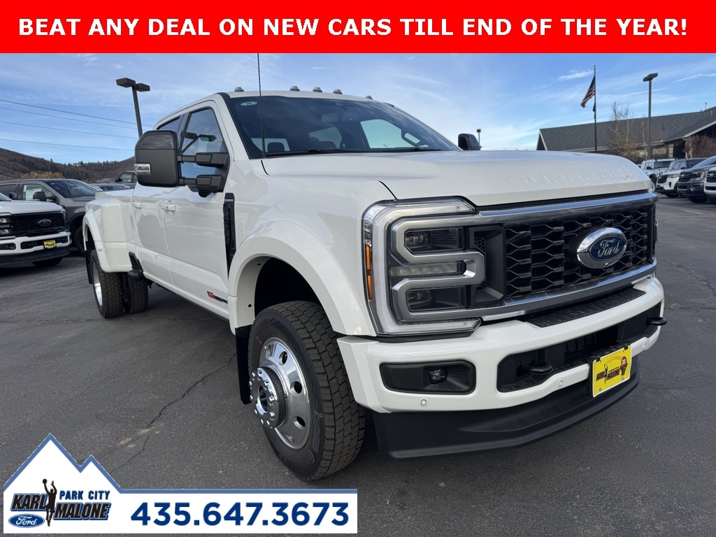 2026 Ford F-450 Super Duty Platinum's photo