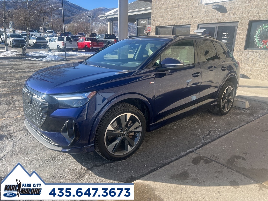 2024 Audi Q4 e-tron Premium Plus's photo