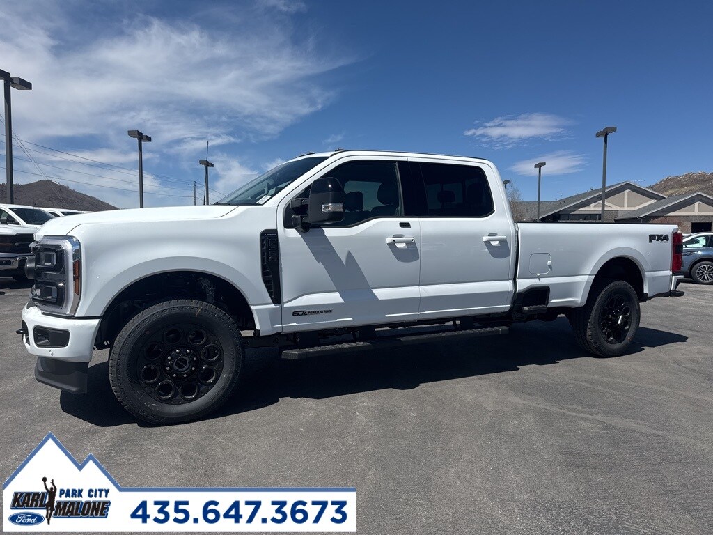 2025 Ford F-350 photo 4