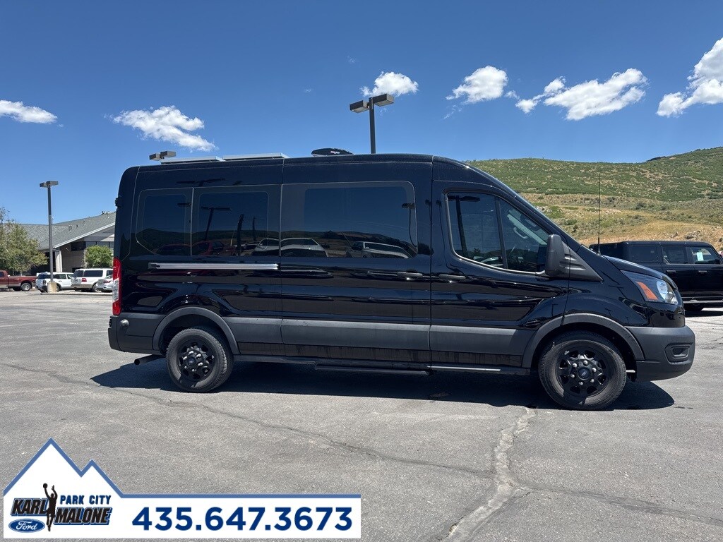 2023 Ford Transit photo 2