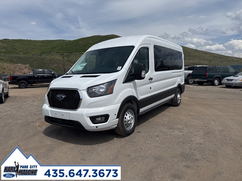 2025 Ford Transit photo 2