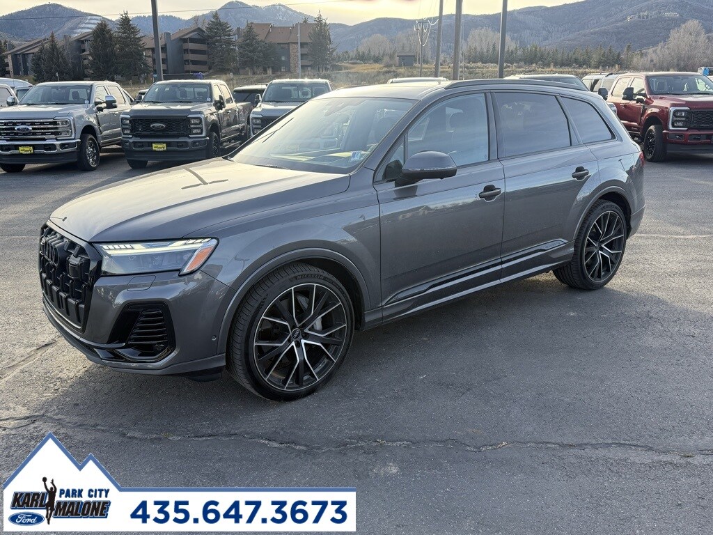 2025 Audi Q7 55 Prestige photo 2