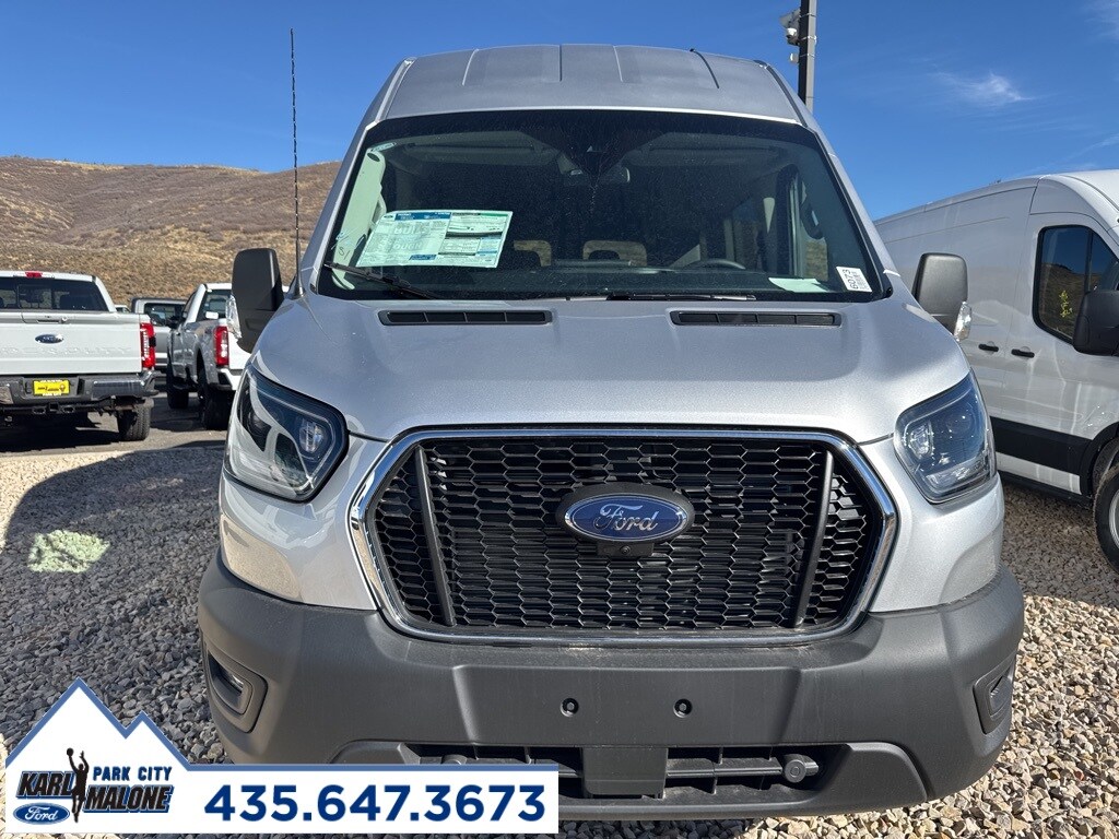 2025 Ford Transit photo 2