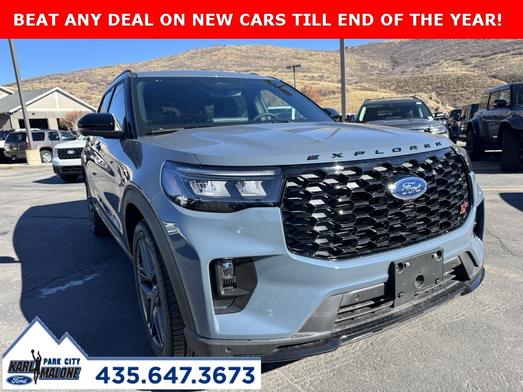 2025 Ford Explorer ST's photo