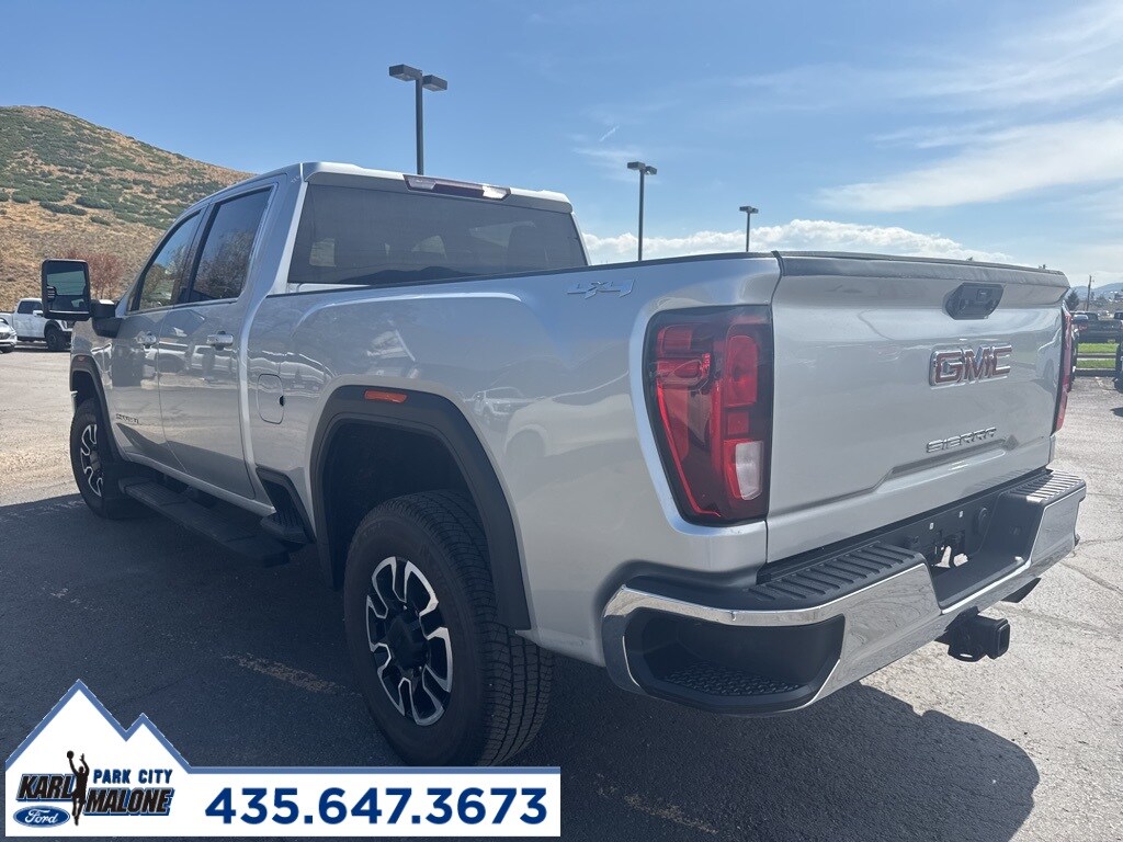 2020 Gmc Sierra SLE photo 3