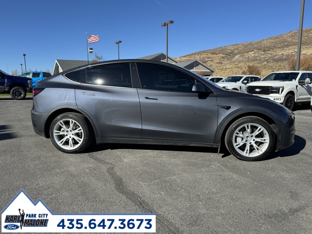 Used 2022 Tesla Model Y Long Range with VIN 7SAYGAEE6NF559816 for sale in Northfield, Minnesota