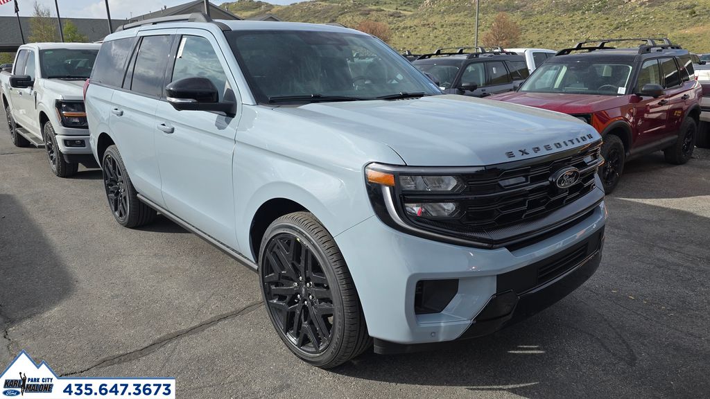 2026 Ford Expedition Platinum 4x4's photo