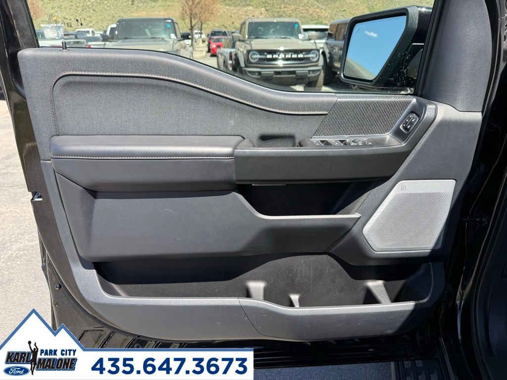 2023 Ford F-150 Raptor - Photo 12
