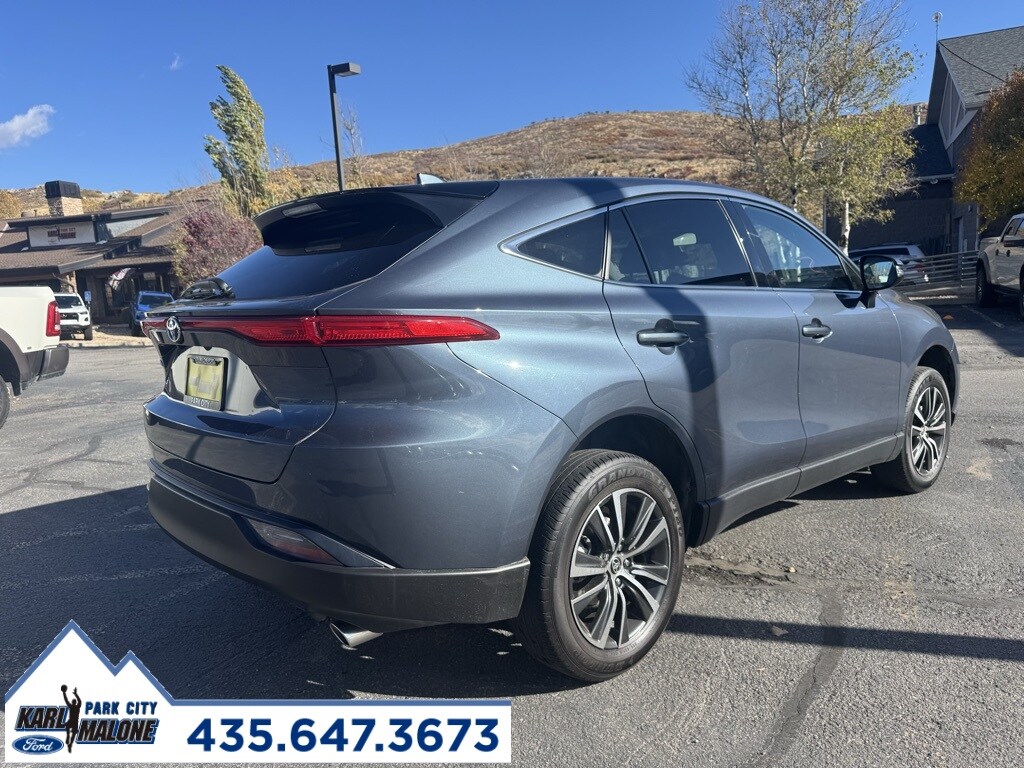 2024 Toyota Venza LE photo 3