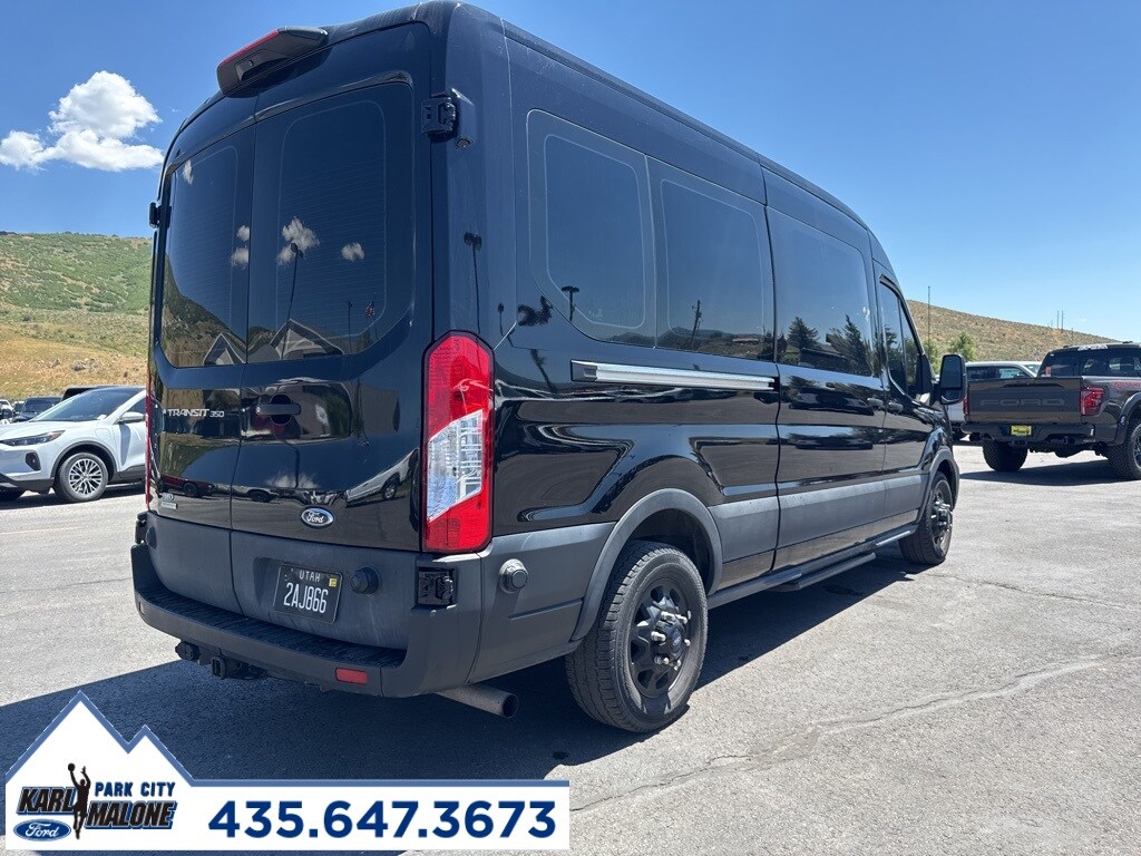 2023 Ford Transit photo 3