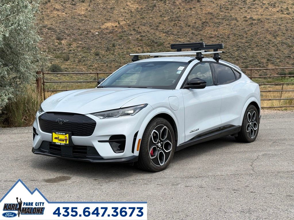 2021 Ford Mustang Mach-E SUV 