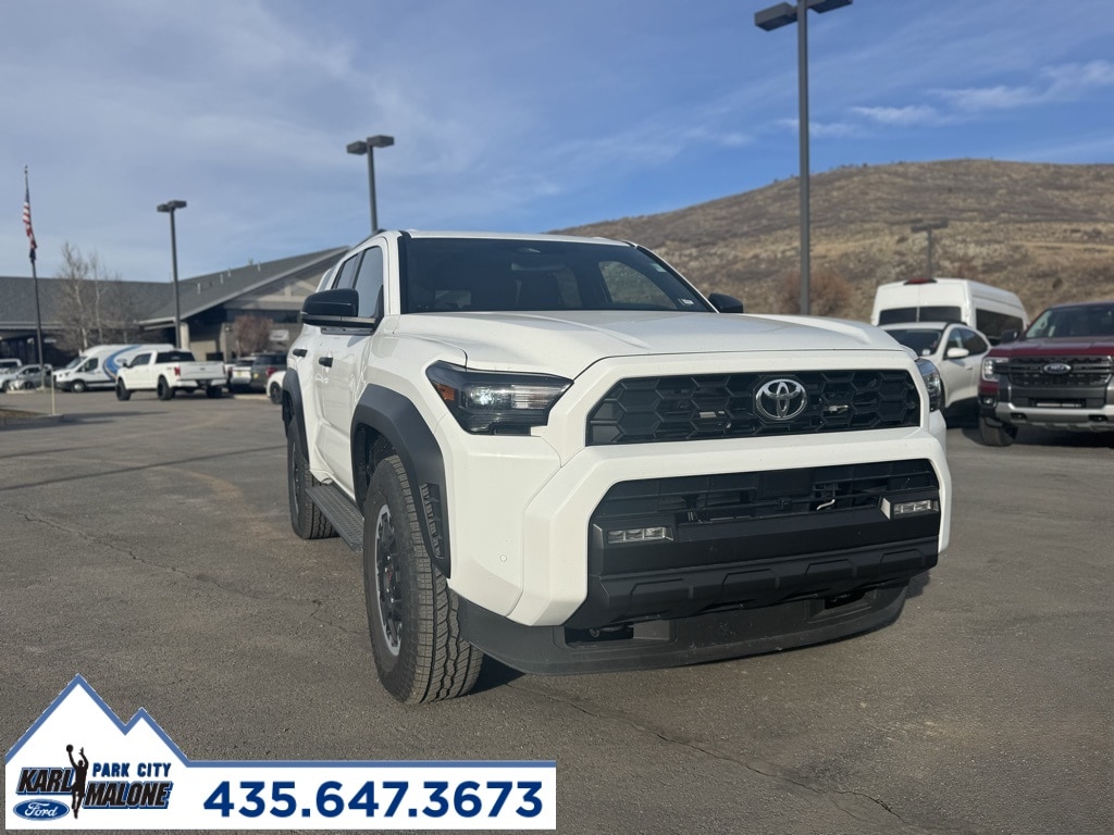 2025 Toyota 4Runner TRD Off-Road's photo