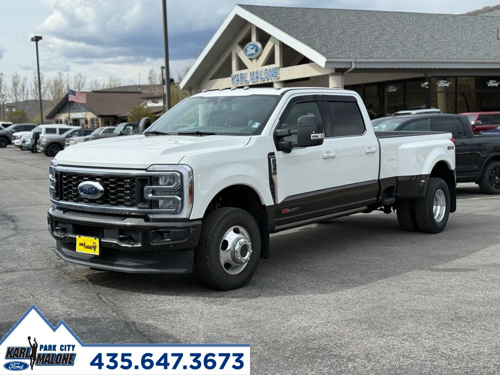 2025 Ford F-350 King Ranch Crew Cab 4x4 176 in DRW's photo