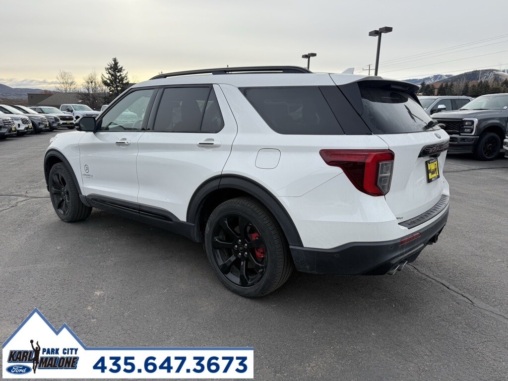 2020 Ford Explorer ST photo 2