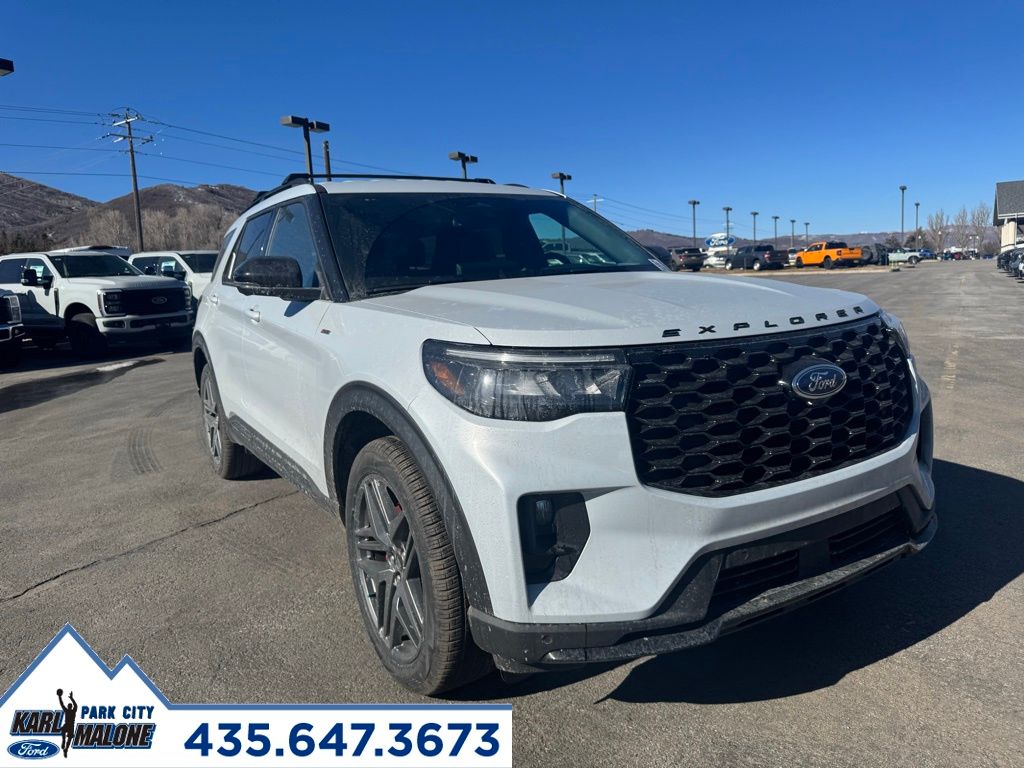 2026 Ford Explorer ST-LINE 4WD's photo
