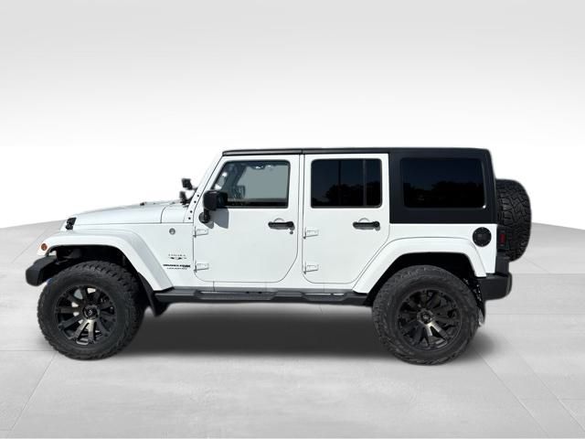 2018 Jeep Wrangler Unlimited Sahara photo 2