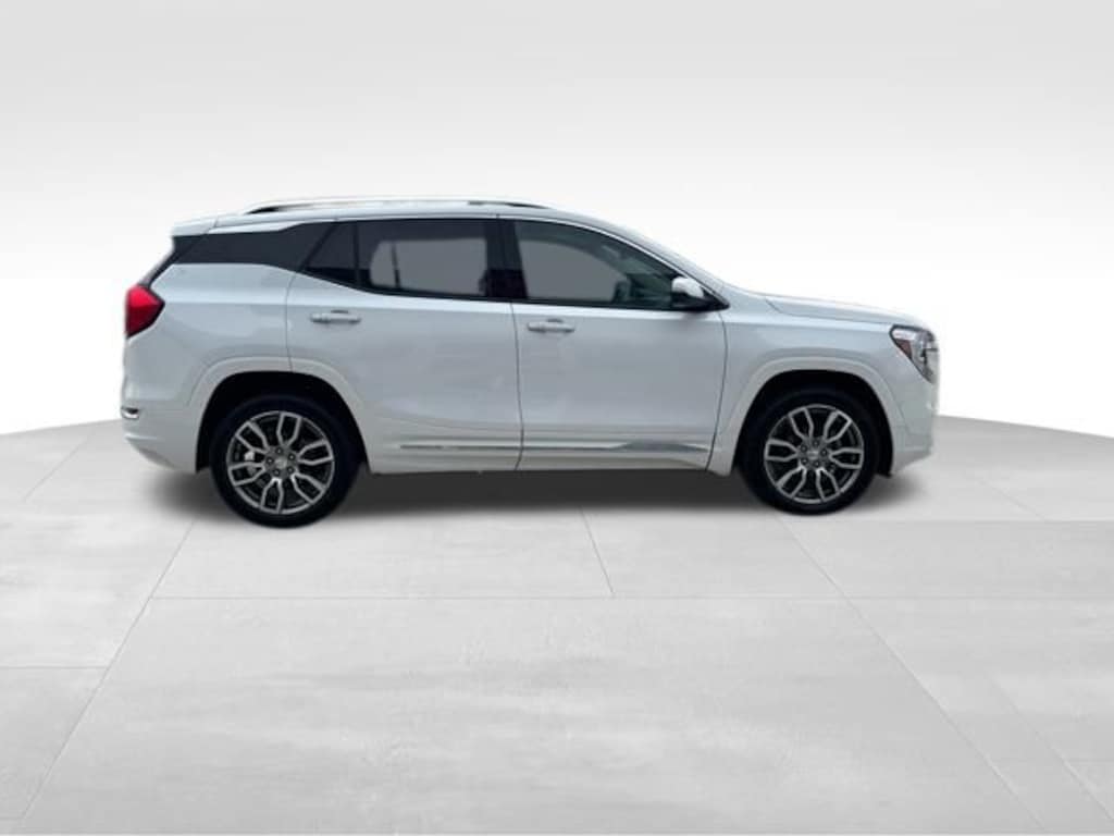 Used 2022 GMC Terrain Denali SUV