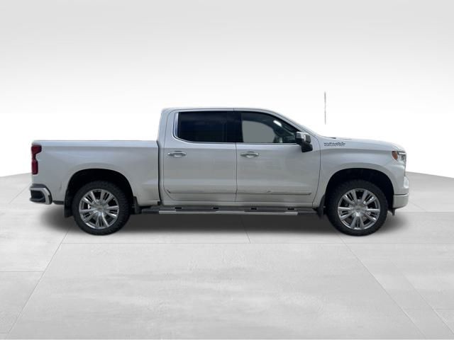 2024 Chevrolet Silverado 1500 High Country photo 4