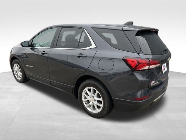 2022 Chevrolet Equinox LT photo 4