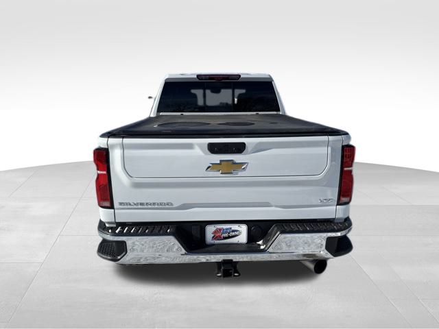 2024 Chevrolet Silverado 2500HD LTZ photo 3