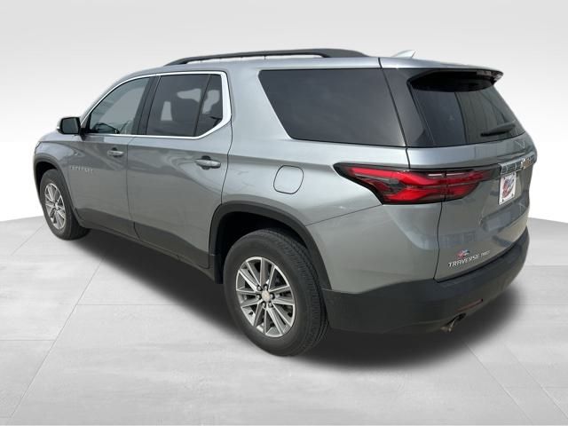 2023 Chevrolet Traverse photo 2