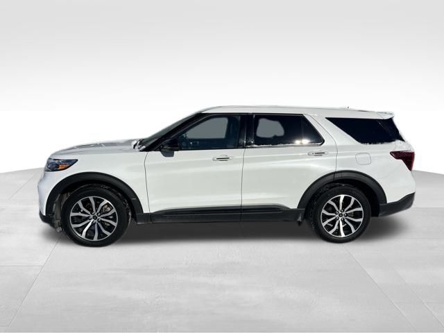 2021 Ford Explorer ST photo 2