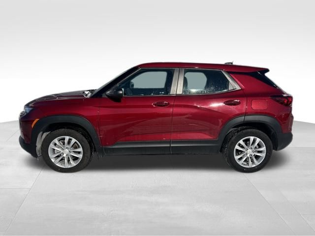 2021 Chevrolet Trailblazer LS photo 2