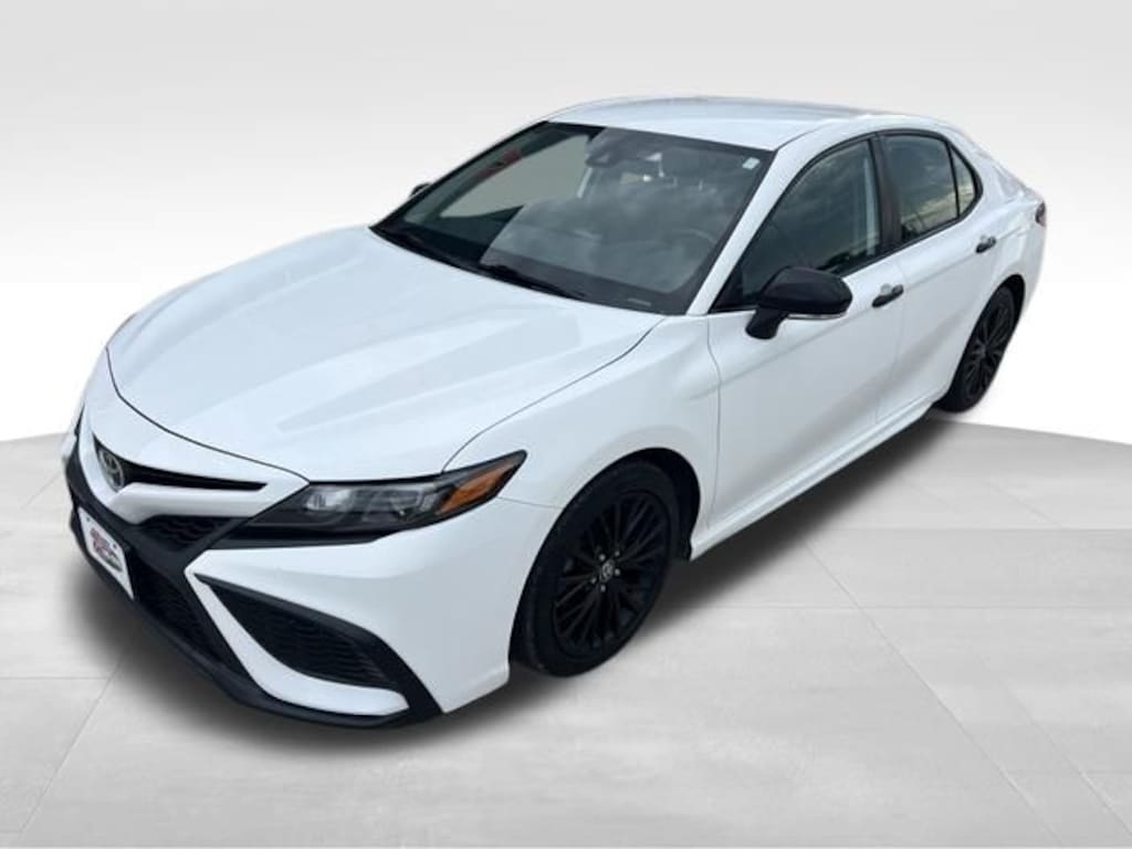 Used 2022 Toyota Camry SE Nightshade Sedan