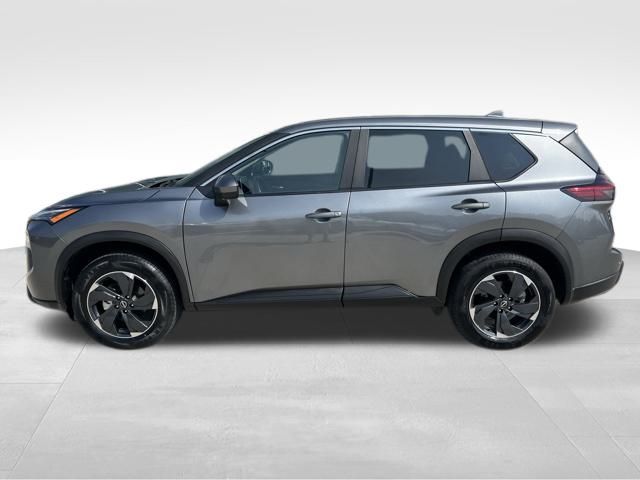 2024 Nissan Rogue SV photo 3