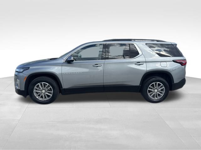 2023 Chevrolet Traverse photo 2