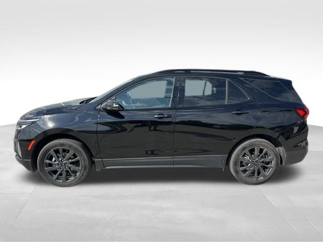 2023 Chevrolet Equinox RS photo 2