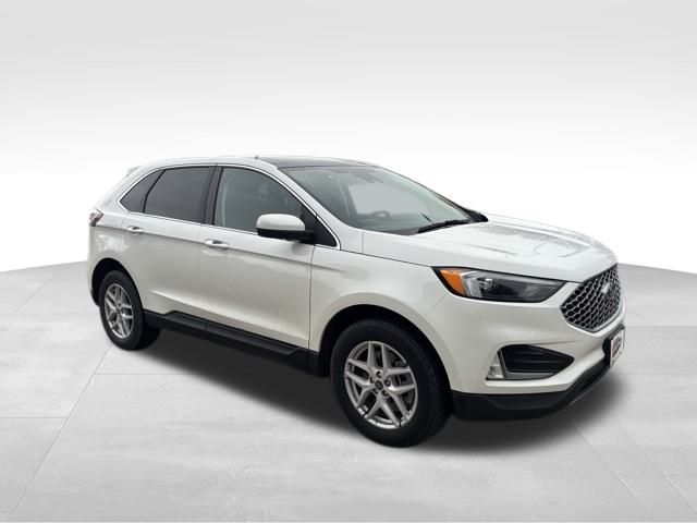 2023 Ford Edge SEL photo 4